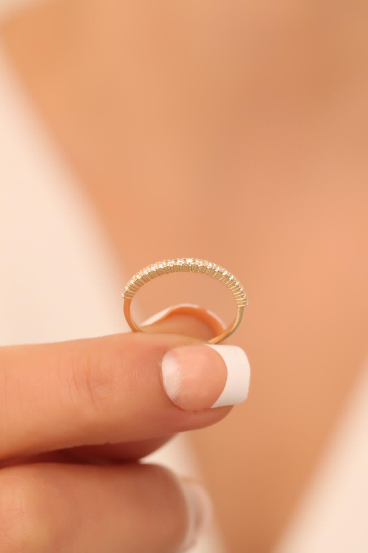 9K Gold Half-Circle Ring korean Diamond 3